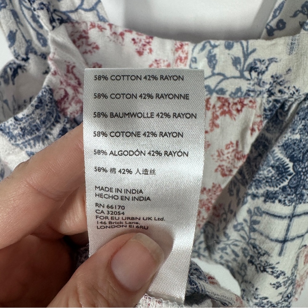 Urban Outfitters Maya Patchwork Printed Tank Top Medium Cropped Red White Blue - Picture 8 of 8